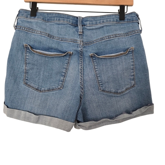 Universal Thread Blue Jean Shorts Size 12 - Picture 5 of 5